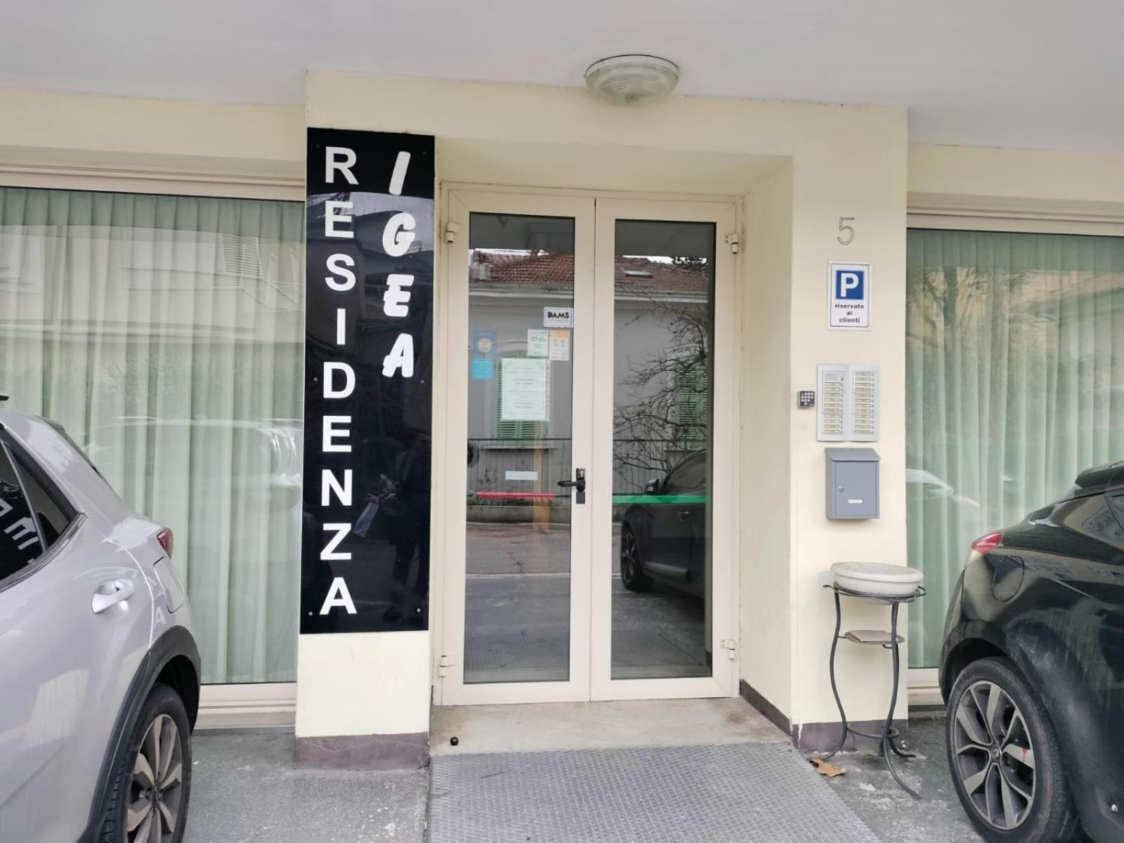 Residence Igea Rimini Eksteriør billede