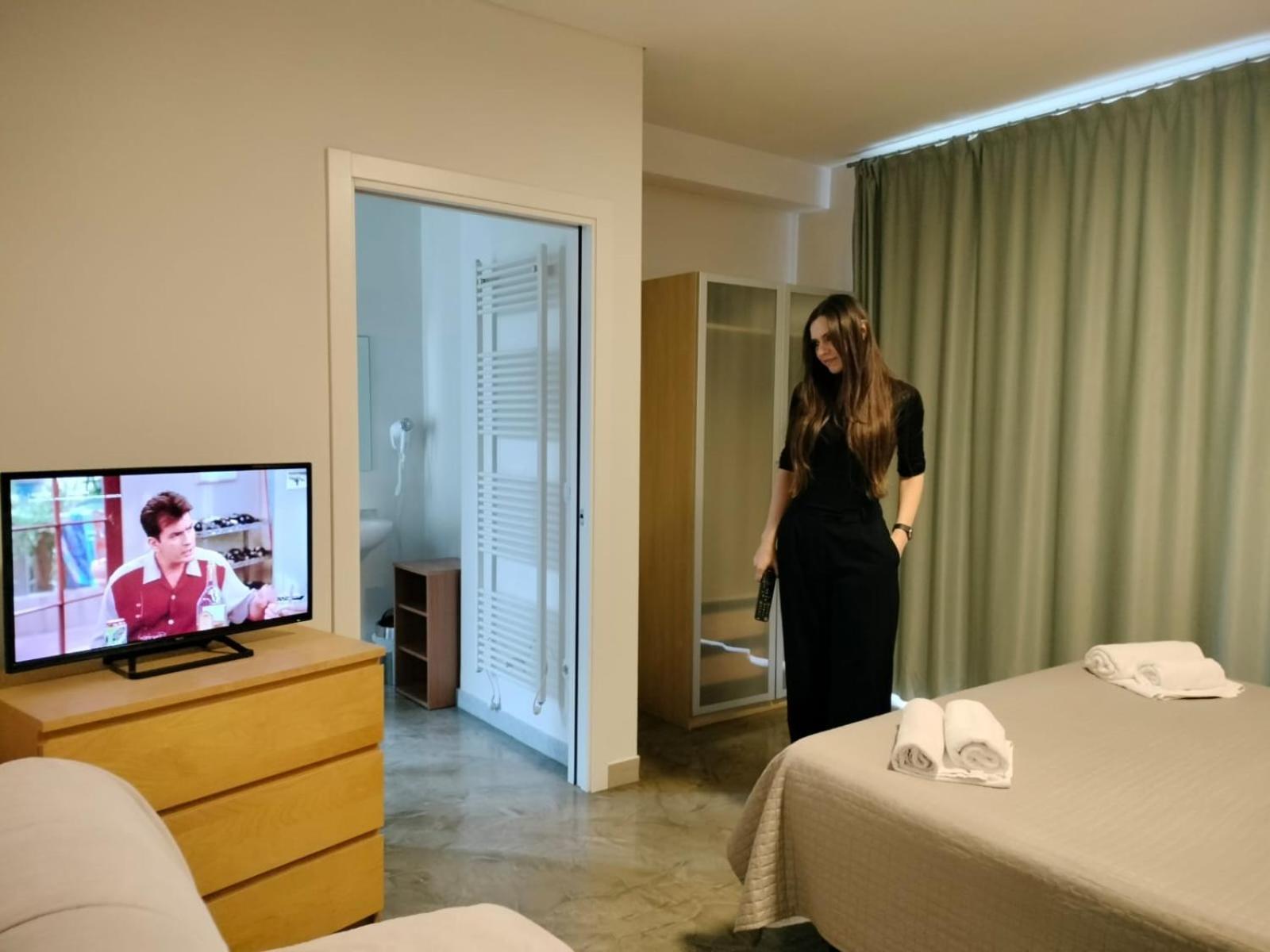 Residence Igea Rimini Eksteriør billede