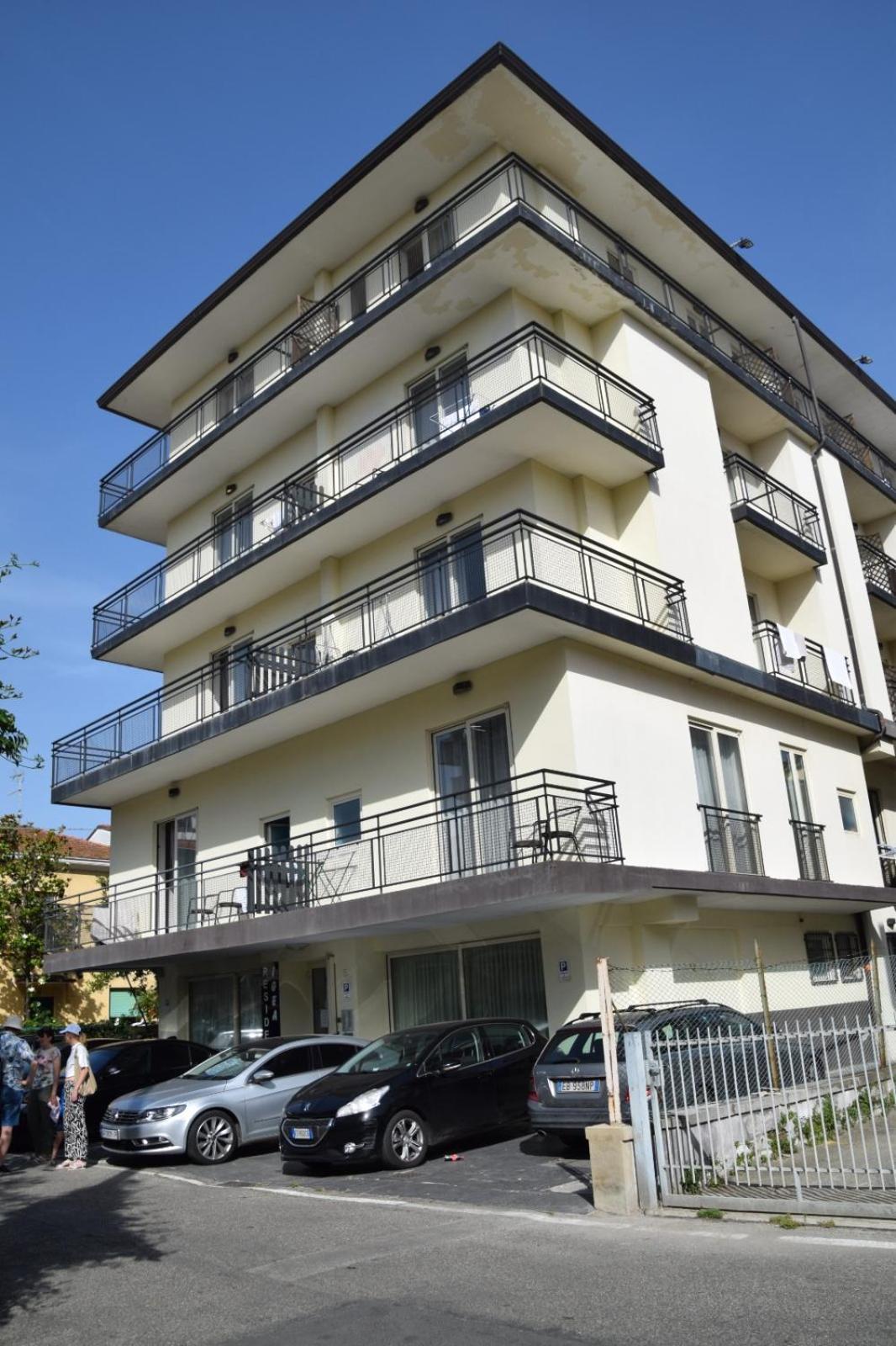 Residence Igea Rimini Eksteriør billede