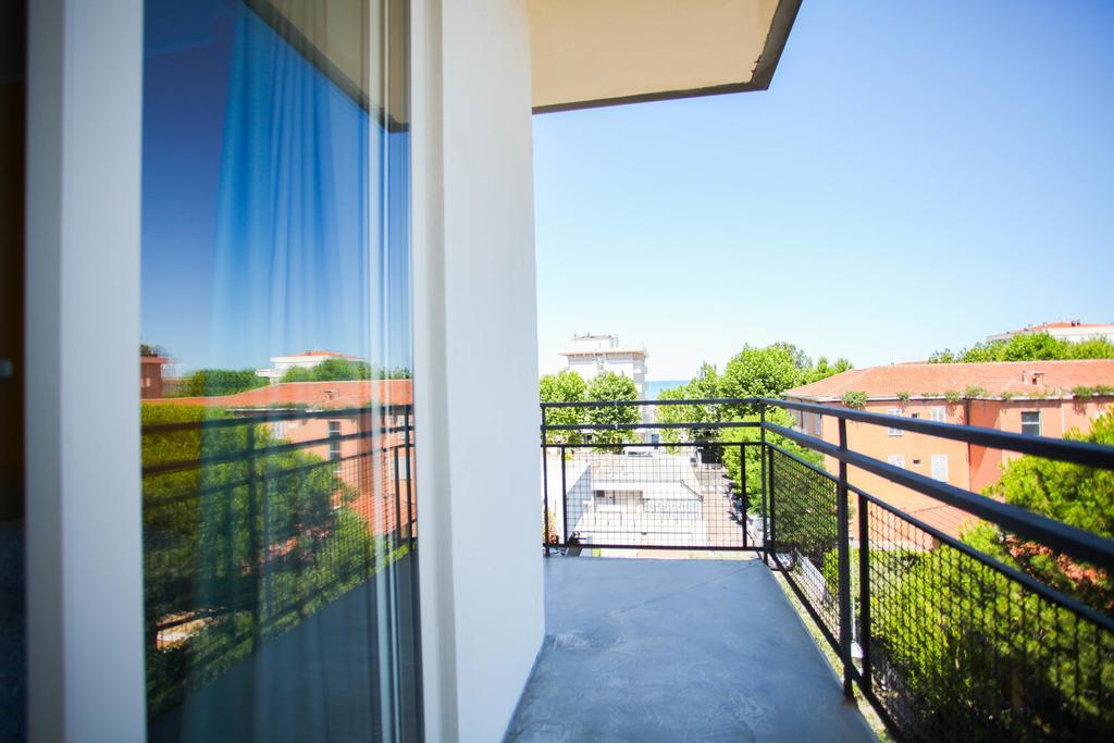 Residence Igea Rimini Eksteriør billede